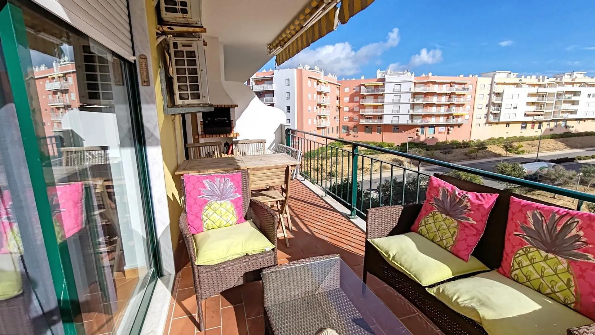4D Terrace A - Casas & Papeis Apartamento Armação de Pêra